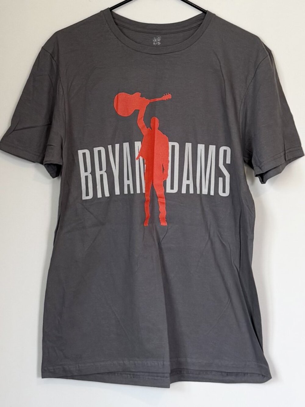 NEW Bryan Adams Rock Tour T-Shirt - Size: Medium